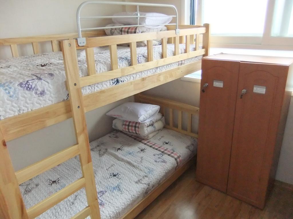 Goodstay Backpackers Gyeongju Guesthouse Room photo