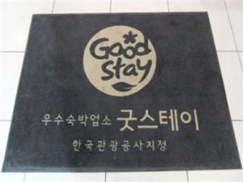 Goodstay Backpackers Gyeongju Guesthouse Exterior photo